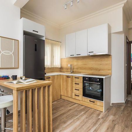 Tropical & Faces By Nest Apartment Tesalonika Bagian luar foto